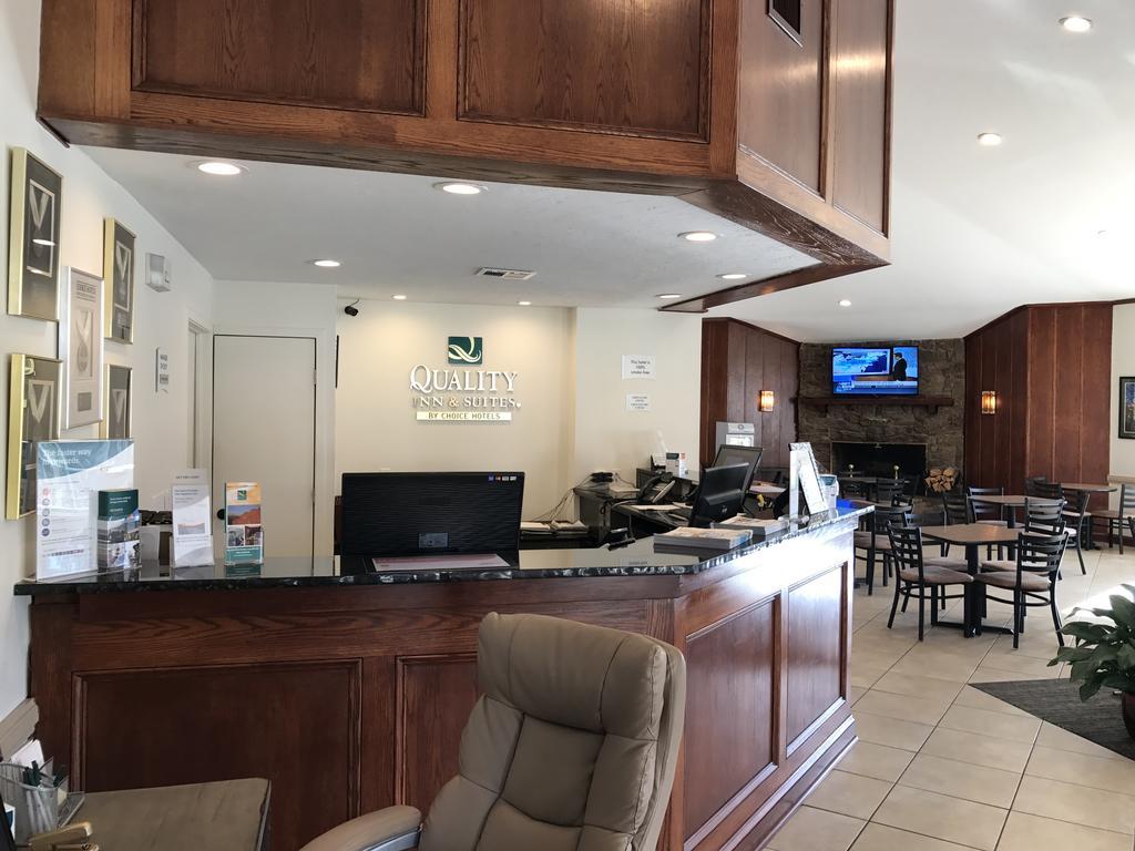 Quality Inn & Suites Garden Of The Gods Colorado Springs Ngoại thất bức ảnh