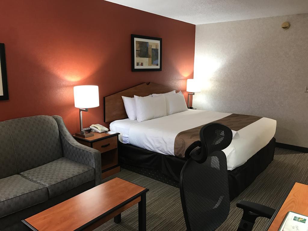 Quality Inn & Suites Garden Of The Gods Colorado Springs Ngoại thất bức ảnh